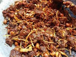 Gore gore daging sapi atau sate goreng ini rasanya enak banget loh mom😍 bikin nambah nasi.👍 rasanya sedikit pedas, manis, asam, dan teksturnya beragam. Resep Gore Gore Daging Sapi Khas Bugis Remas Nu