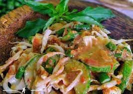 Karedok tidak melalui proses memasak. Resep Karedok Sunda Istimewa Resep Enyak