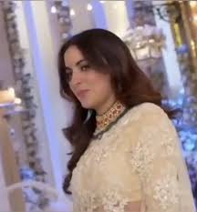 Pin By Zanaya On Kundali Bhagya Aishwarya Rai Photo Women Ruffle Blouse