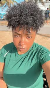 Hello, I'm Susan and something to know about me is I'm 66 years old and I  love roller coasters!!