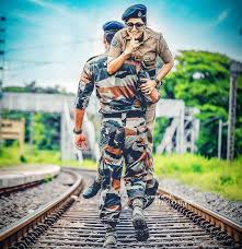 Follow Stylish World 2 This Awesome Page Send Your Best Hd Pics On Hike Insta Daily Awesome Pics Lo Army Photography Army Couple Photography Army Images Photos army love couple photos army engagement pictures cute couple pictures tumblr. army photography army couple