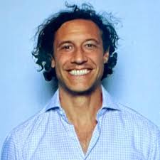 Adam Carver's Instagram, Twitter & Facebook