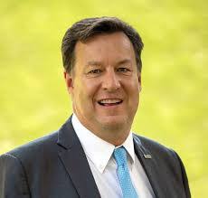 Steven Daggs's Instagram, Twitter & Facebook