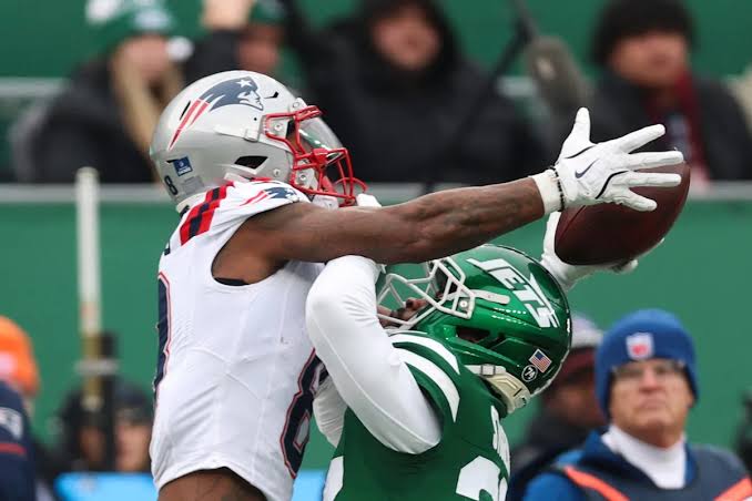 Five teams have reportedly shown interest in WR Stefon Diggs - Yahoo Sports
