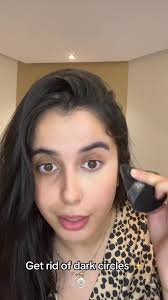 #girls #girlssupportgirls #darkcircles #concealer #makeuphacks #powder  #makeup #banana #نصائح #ميكاب #cernes #lola #elegant #tips #advice #bright  #fyp #viral #essence