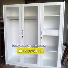 Lemari pakaian 3 pintu kayu jati model swing: Lemari Pakaian 3 Pintu Kaca Transparan