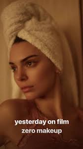Topics news kendall jenner acne dermatology sign up for our self daily wellness newsletter all the best health and wellness advice, tips, tricks, and intel, delivered to your inbox every day. Kendall Jenner Acne She Gets Real About Dealing With Spots Glamour Uk