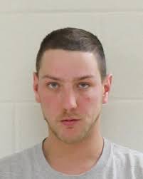 Mason City police encounter man with knife