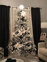 Black and white rustic christmas. 20 Black And White Christmas Tree Decorations Magzhouse