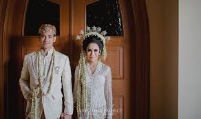 Serial korea marriage contract ini di. Svarna By Ikat Indonesia Didiet Maulana Wedding Bridal In Jakarta Bridestory Com