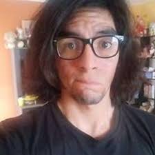 Nombre: Ariana Edad: 18 nacionalidad: chilena M gusta mucho el metal y el  rock y todo lo alternativo, mido aprox 1,59 tocó un poco la guitarra y me  gusta andar en skate