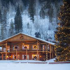 All-inclusive resorts are great options for families at any time of the  year, but they make especially great hotels for Christmas vacations. At the  best all-inclusive resorts for Christmas, someone else does