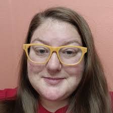 Nicole Janzen's Instagram, Twitter & Facebook