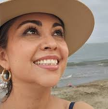 Carolina Terrones's Instagram, Twitter & Facebook