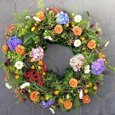 Pin Von Blumenhof Barkmeyer Auf Trauerkranze Blumenhof Barkmeyer Blumen Trauerfloristik Grabschmuck