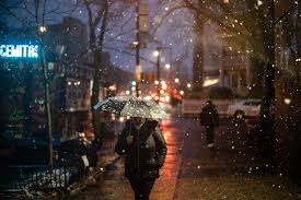 Katie holmes from the big picture: N Y C Weather Snow Moves In As Cold Returns The New York Times