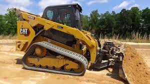Cat skid steer loaders come in a variety of engine sizes and weight capacities, making it easy to find a cat skid steer for any project. Video Caterpillar Rolls Out New D3 Series Compact Loaders The Heavyquip Magazine