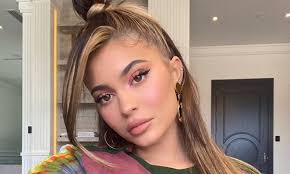 On april 7 khloe kardashian used her verified instagram account to post videos and a photo of herself along with a. Kylie Jenner Sparks Debate Wearing An Upside Down Bikini In This Steamy Video As Khloe Kardashian Loses Her Mind Over Her Perfect Body Us Daily Report