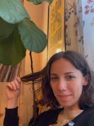 HOLD IT DOWN BTS! I can’t believe it’s out in the world, thank you SO MUCH  for listening and watching the video ⭐️💙