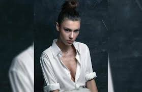 People who liked yüsra geyik's feet, also liked Arka Sokaklar In Sevilen Oyuncusu Yusra Geyik In Son Pozu Sok Etti Haberi Son Dakika Magazin Haber Basliklari Ve Gelismeler