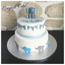 En bref reprenez tous les symboles de la saga pour un super gateau d annivesraire star wars petits sabres laser figurines etoiles en pate a sucre. Gateau Naissance Garcon Original Cake