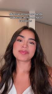 Lindsay Desautels's Instagram, Twitter & Facebook