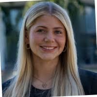 Kristen Mucci's Instagram, Twitter & Facebook