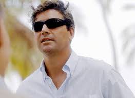 John Rayburn's big shades.... : r/Bloodline