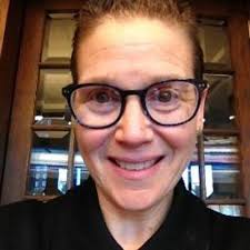 Melanie Coon (@mcoonri)