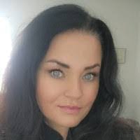 Randi Morrison's Instagram, Twitter & Facebook