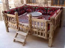 من التراث العراقي صورة ومعلومة التخت او ما يسمى بالقلطغ او القنفة او تختخانة وهو نوع من المجالس التي تصنع من الخشب ويقعد فيها baghdad iraq baghdad mesopotamia