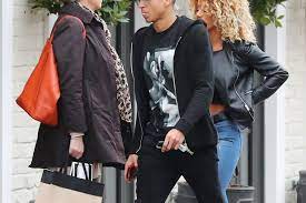 Lingard met frumes in the. Jesse Lingard Snapped Taking Gorgeous Model Wag Jena Frumes Out For Lunch In Hale Daily Star