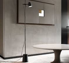 Lampadaire Counterbalance D73nt Noir Led 2700k 800lm O24cm H170cm Luceplan En 2019 Eclairage Interieur Lampadaire Et Eclairage Design