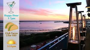 The three brothers of wahoo's fish tacos were probably the first on the scene when they decided to combine their love of surf and food in a small. Mondays Are Taco Sam S Chowder House Half Moon Bay