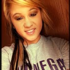 Mia Willson's Instagram, Twitter & Facebook