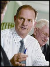 Alston Cox's Instagram, Twitter & Facebook