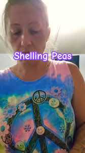 shelling peas like mawmaw use to do