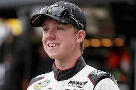 Travis Kittleson's Instagram, Twitter & Facebook