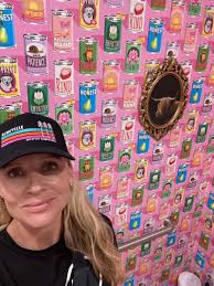 There's a new grocery store in Tennessee. From the moment you walk in you  can tell it's different. Husband-wife owners, he has a long history with  Kroger and she has a long