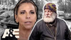 Extreme Declutter: Inside A Hoarder's Home