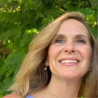 2100+ "Simone &" profiles