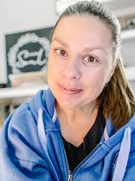 Reyna Campbell's Instagram, Twitter & Facebook