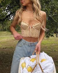 Meet the light and dark academia aesthetics, the fashion subculture taking over tiktok and instagram. 17 Insanely Cute Soft Girl Aesthetic Outfit Ideas May The Ray
