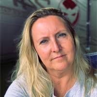 40+ "Emma Crow" profiles