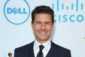 While it may not be for everyone, cruises are extremely popular for many vacationers. Tom Cruise Helikopterflug Mit Einer Blonden Unbekannten Gala De