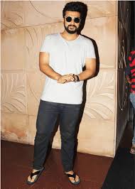 Download Arjun Kapoor Arjun Kapoor Mubarakan Promotion Full Size Png Image Pngkit Arjun kapoor gallary | arjun kapoor latest pics.