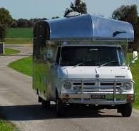 Un camping-car en aluminium: le Dolphin, Bedford restauré ...