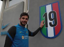 Born 16 february 1988) is an italian professional footballer who plays as a defender for inter milan. Inter Announcement D Ambrosio And Ranocchia Renew Facebook