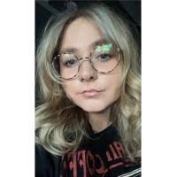 Casey Gardiner's Instagram, Twitter & Facebook