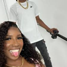 I loves August Alsina and his partner. They both super beautiful! It's  undeniable. ❤️❤️❤️🔥🔥 #BeHappy #FuckTheWorldAndWhatTHEYthink